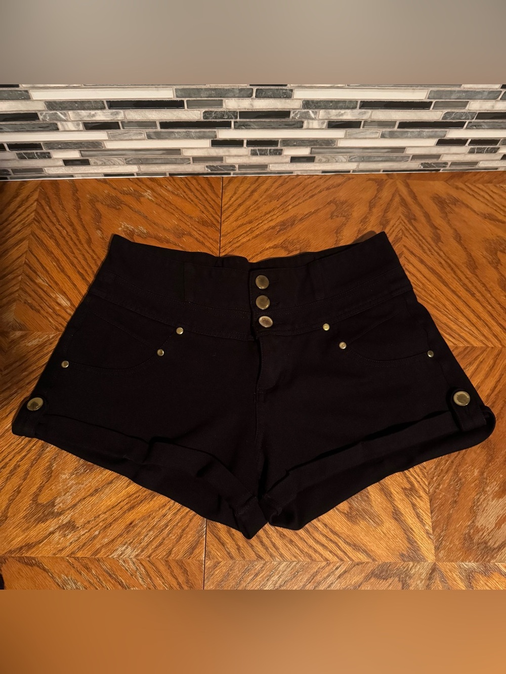 Ci Sono Black High Waisted Button Knit Shorts Size Medium